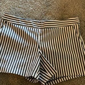 Black and white Express Shorts